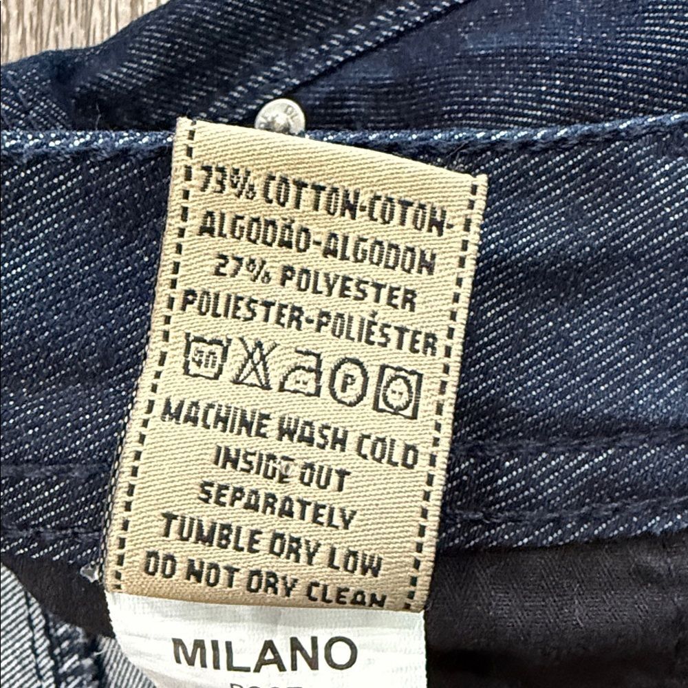DL1961 Women's 4Way Stretch Dark Indigo Milano Boot Cut Jeans - Picture 14 of 14